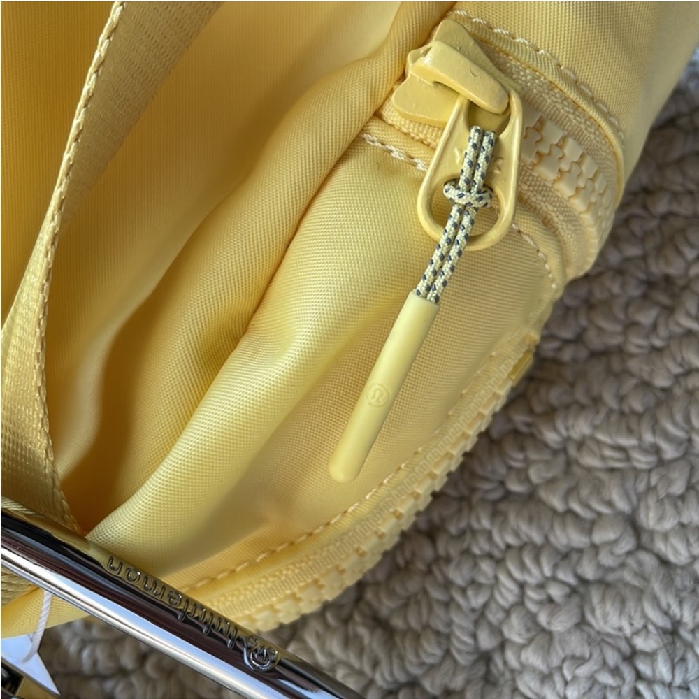 Lululemon Sunray Yellow City Adventurer Backpack Nano - Picture 6 of 16